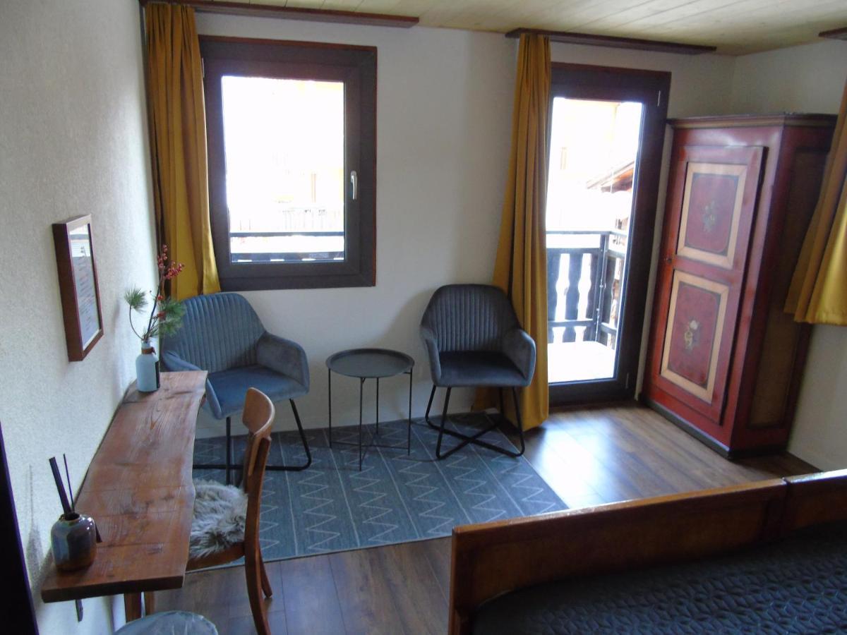Room'S Chez Beni Grachen Luaran gambar