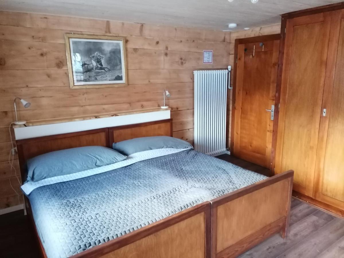 Room'S Chez Beni Grachen Luaran gambar